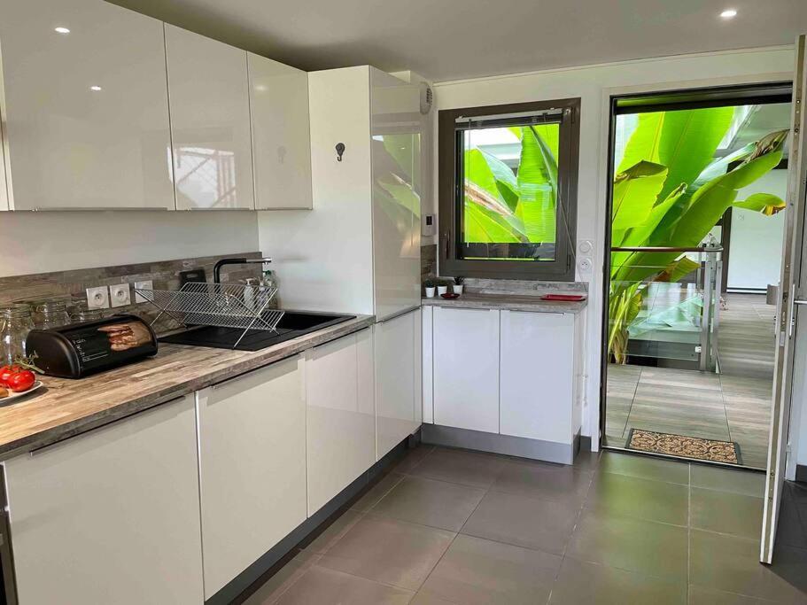 Superbe Appartement, Piscine, Vue Mer Et Montagnes Antibes Ngoại thất bức ảnh