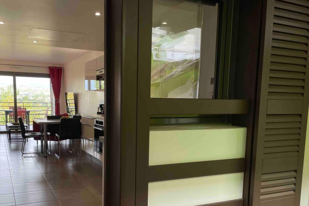 Superbe Appartement, Piscine, Vue Mer Et Montagnes Antibes Ngoại thất bức ảnh