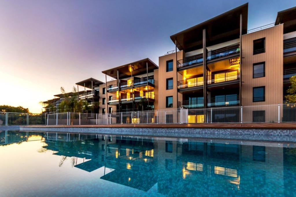 Superbe Appartement, Piscine, Vue Mer Et Montagnes Antibes Ngoại thất bức ảnh