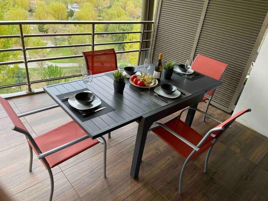 Superbe Appartement, Piscine, Vue Mer Et Montagnes Antibes Ngoại thất bức ảnh