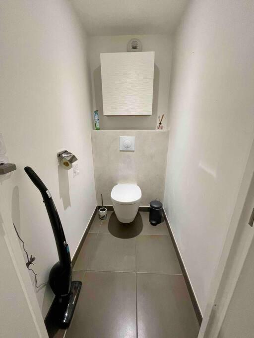 Superbe Appartement, Piscine, Vue Mer Et Montagnes Antibes Ngoại thất bức ảnh