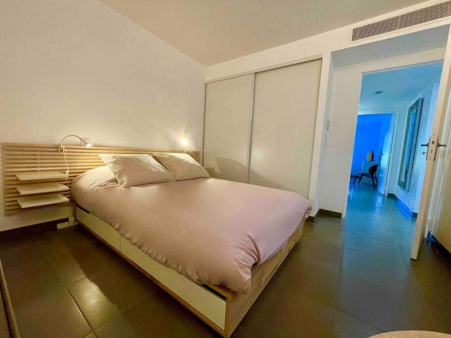 Superbe Appartement, Piscine, Vue Mer Et Montagnes Antibes Ngoại thất bức ảnh