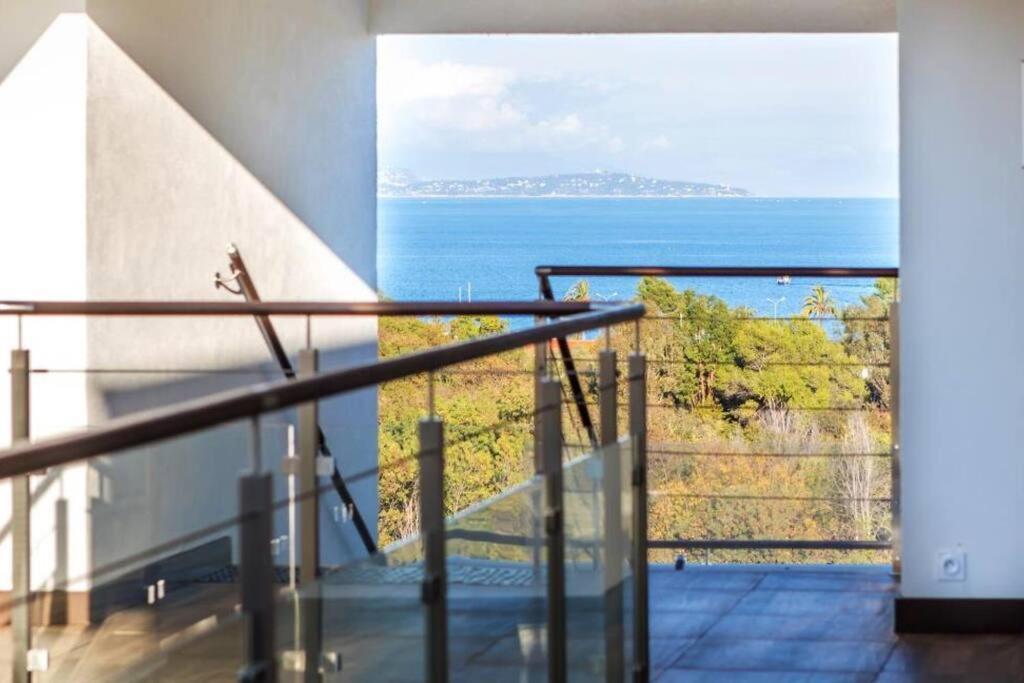 Superbe Appartement, Piscine, Vue Mer Et Montagnes Antibes Ngoại thất bức ảnh